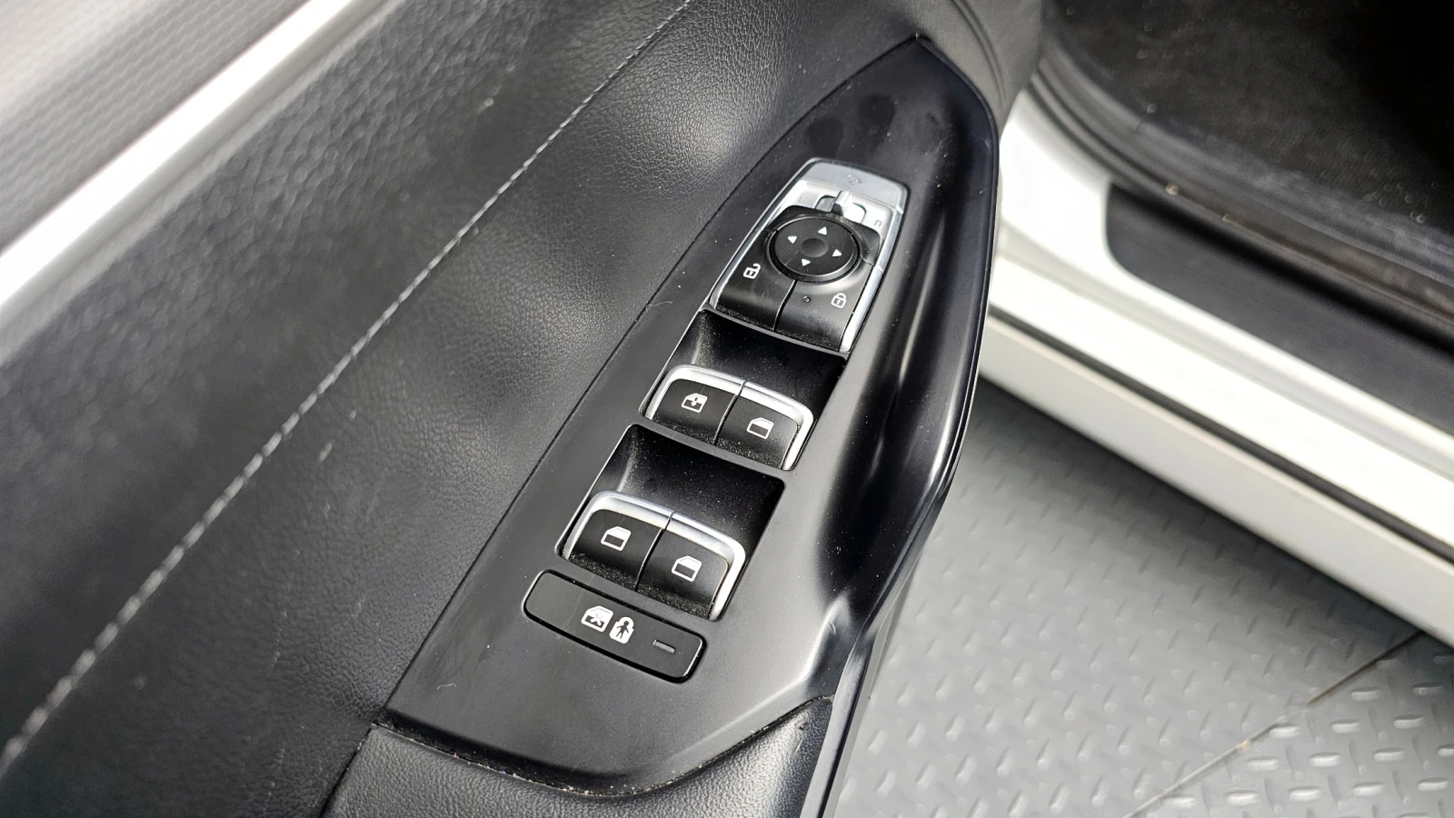 Kia K5 2.0LPI STANDARD autogeorge.com  | Mobile.bg � ����������� 17