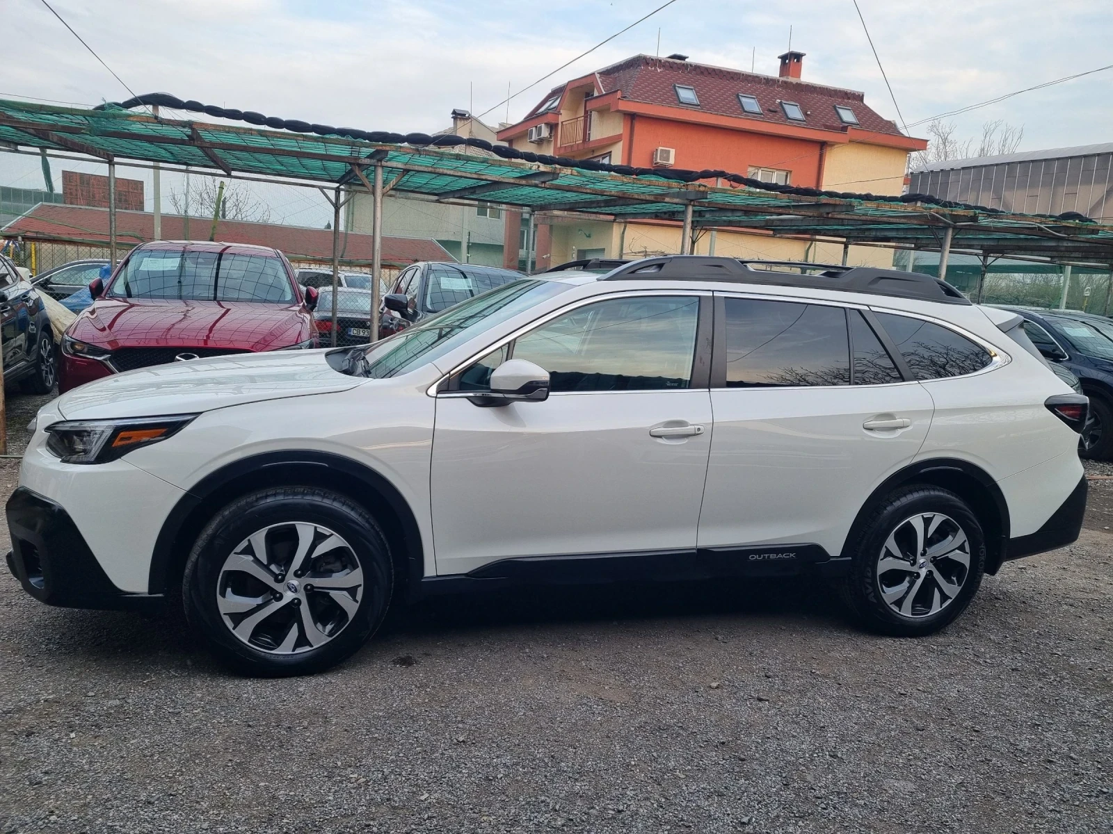 Subaru Outback 2.5 Premium, снимка 4 - Автомобили и джипове - 53893911