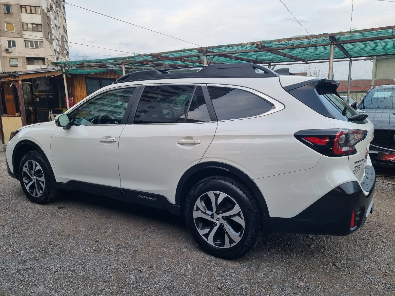 Subaru Outback 2.5 Premium, снимка 5 - Автомобили и джипове - 53893911