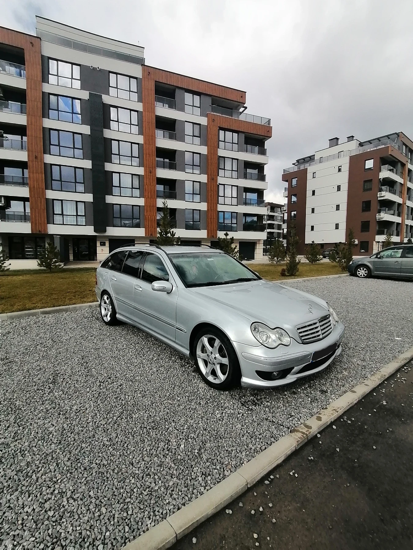 Mercedes-Benz C 220 AMG Sport Edition , снимка 2 - Автомобили и джипове - 54091327