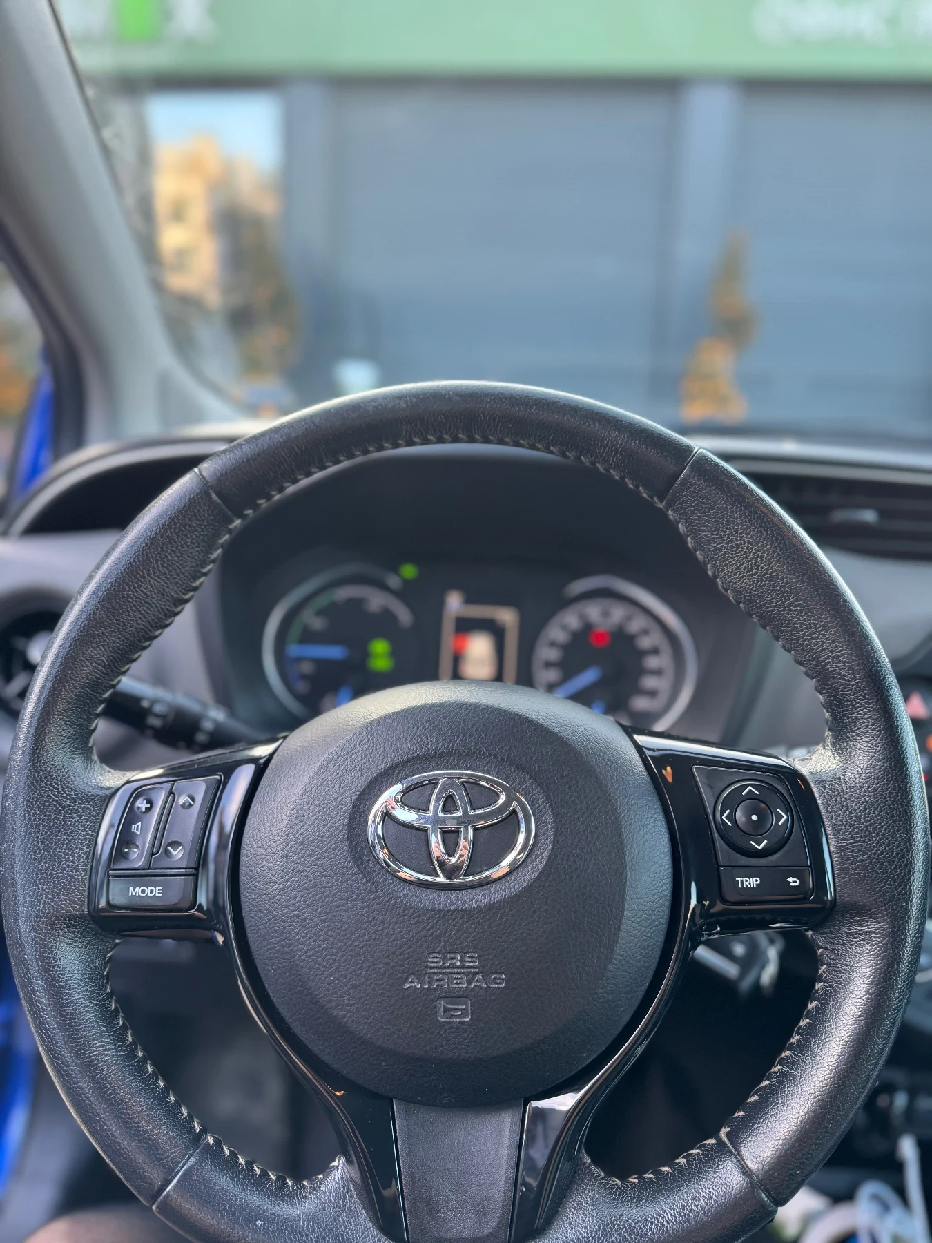 Toyota Yaris, снимка 6 - Автомобили и джипове - 54430596