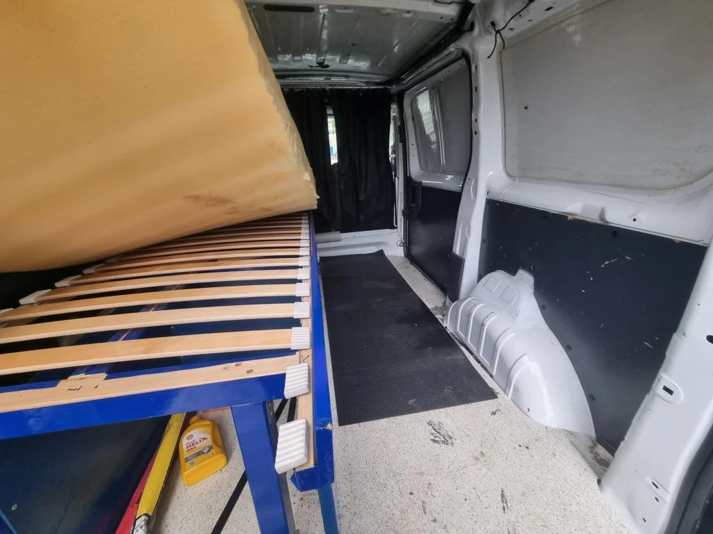 Citroen Jumpy 2.0 HDI, снимка 15 - Автомобили и джипове - 54813493