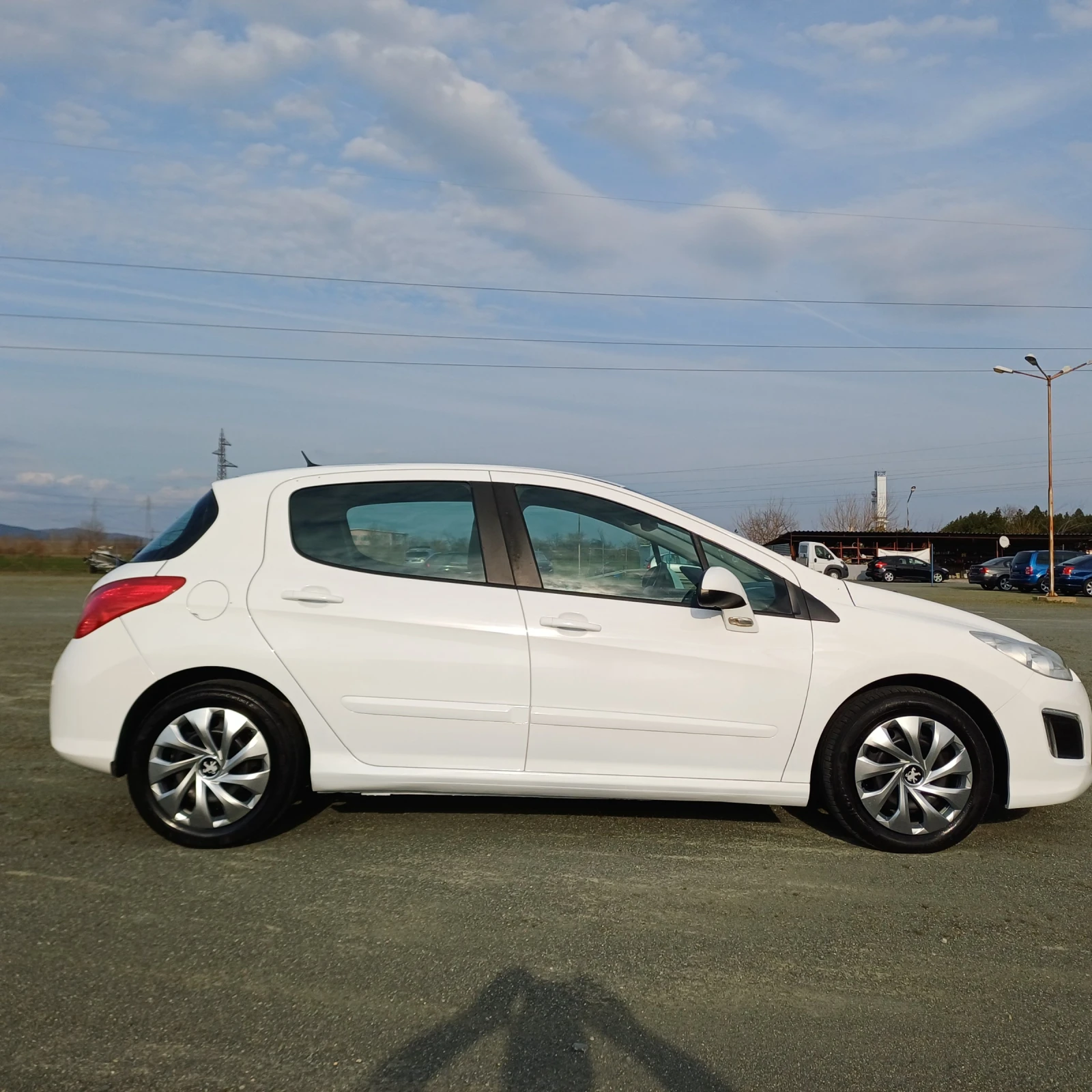 Peugeot 308, снимка 3 - Автомобили и джипове - 54828149