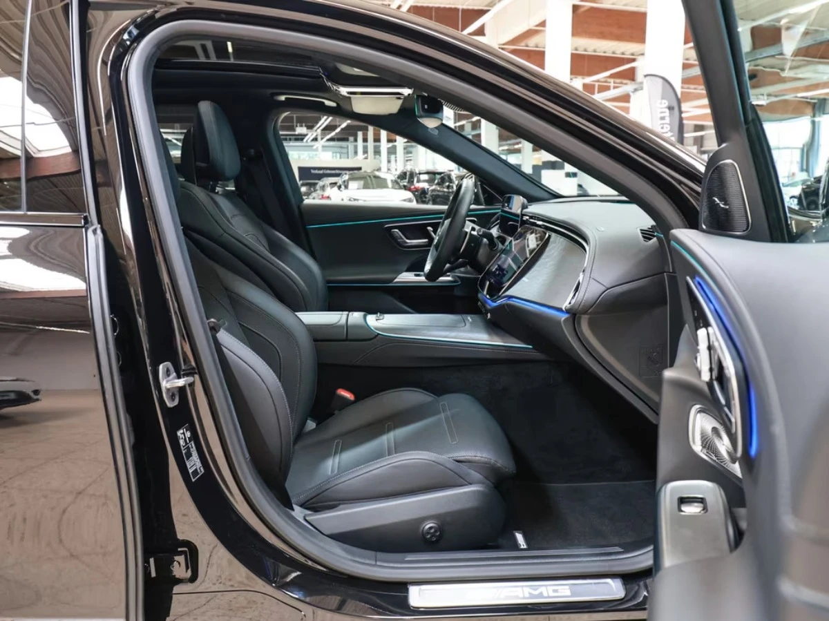 Mercedes-Benz E 53 AMG Hybrid* 4M+ * Premium+ * DigitalLight* Burm, снимка 5 - Автомобили и джипове - 55298690
