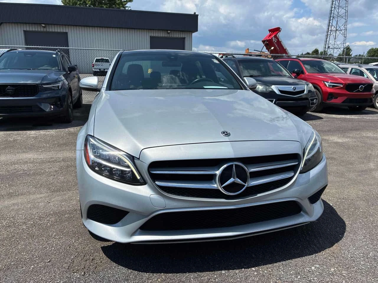 Mercedes-Benz C 300 БЕЗ ЗАБЕЛЕЖКИ * КЛИП НА МОТОРА * ПРЕДСТАВИТЕЛСТВО, снимка 2 - Автомобили и джипове - 55325656