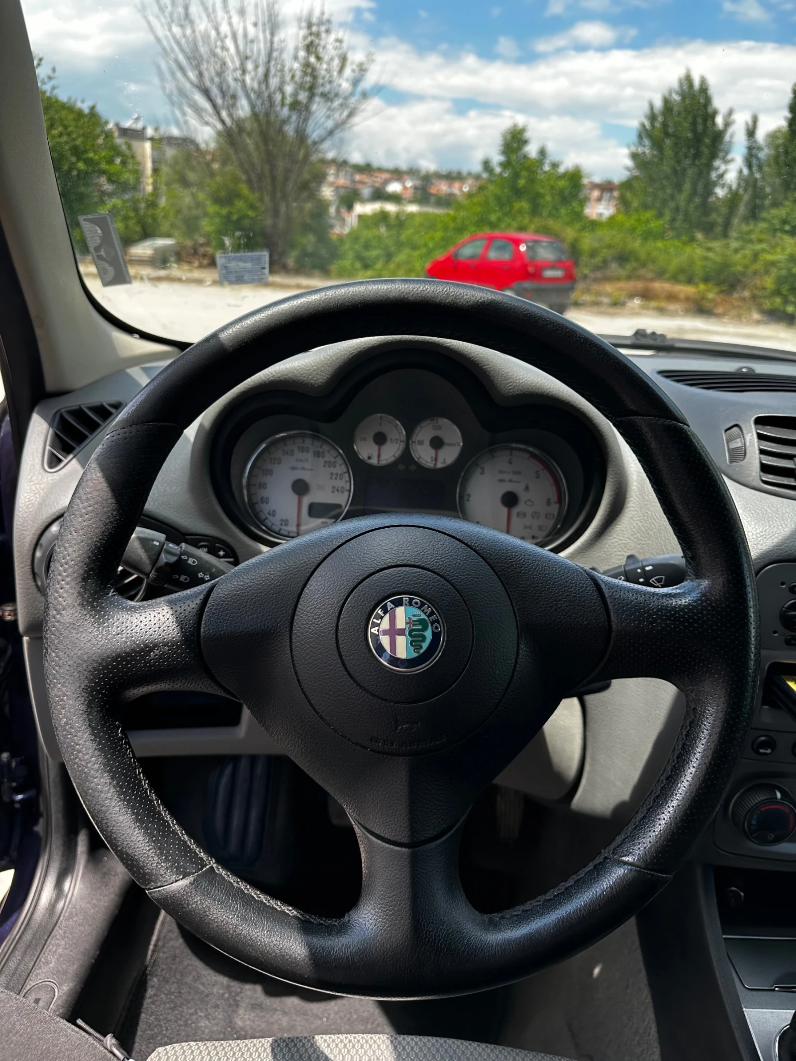 Alfa Romeo 147, снимка 8 - Автомобили и джипове - 56245031