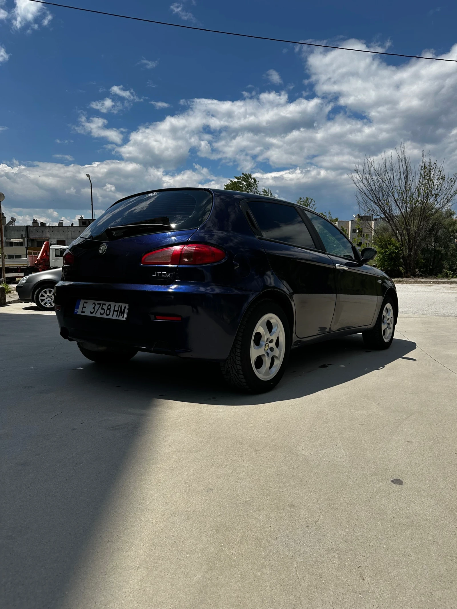 Alfa Romeo 147, снимка 2 - Автомобили и джипове - 56245031