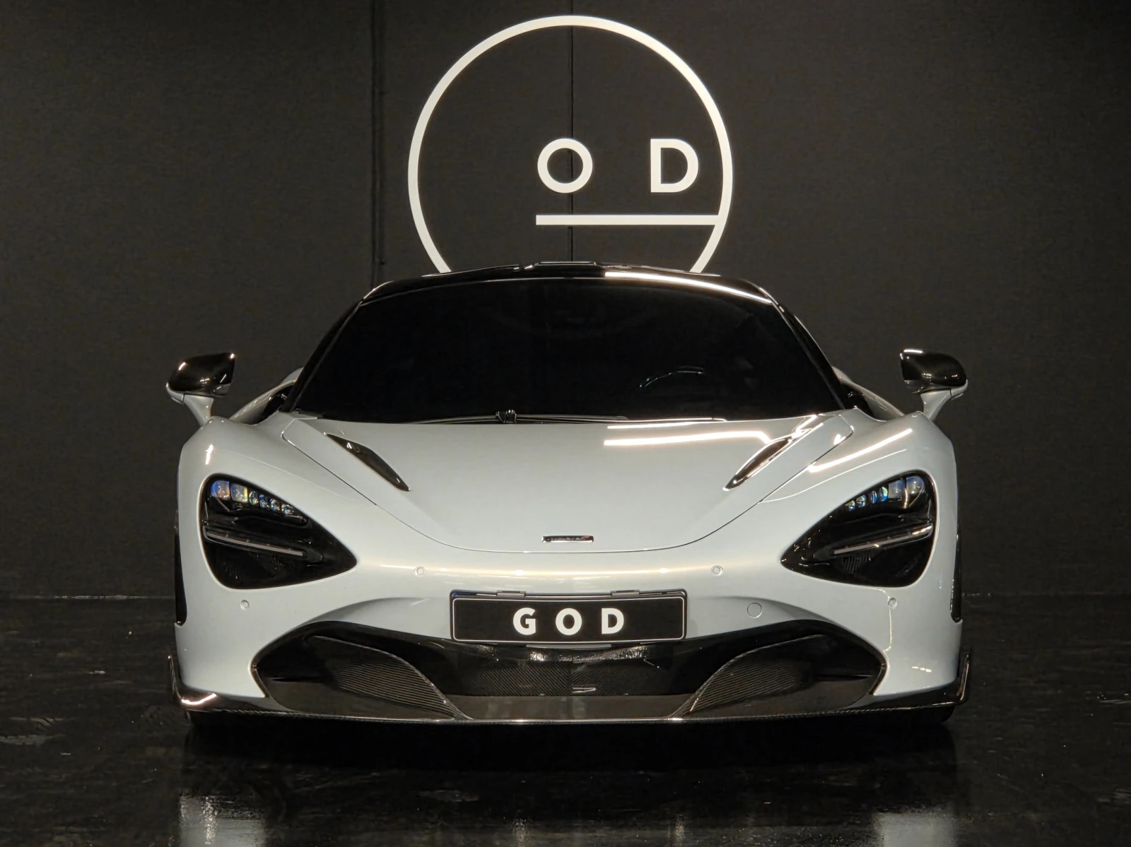 McLaren 720 S 2018 Launch Edition, снимка 3 - Автомобили и джипове - 56298730