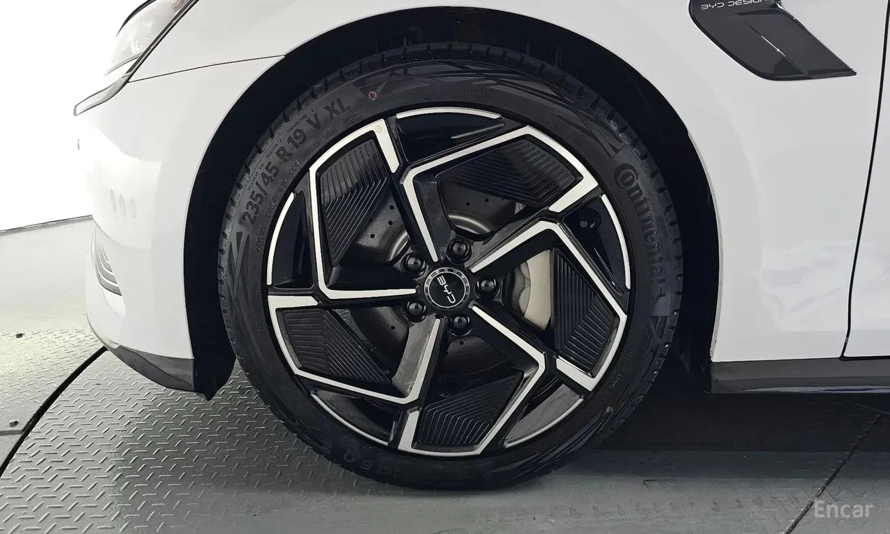BYD Seal * Plus RWD * , снимка 5 - Автомобили и джипове - 56614052