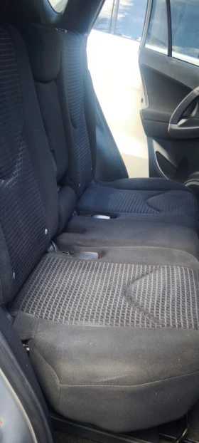 Toyota Rav4 2.2, снимка 9