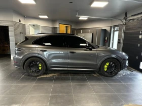 Porsche Cayenne 2021 * TURBO * ЛИЦЕНЗИРАН ПРОДАВАЧ, снимка 3