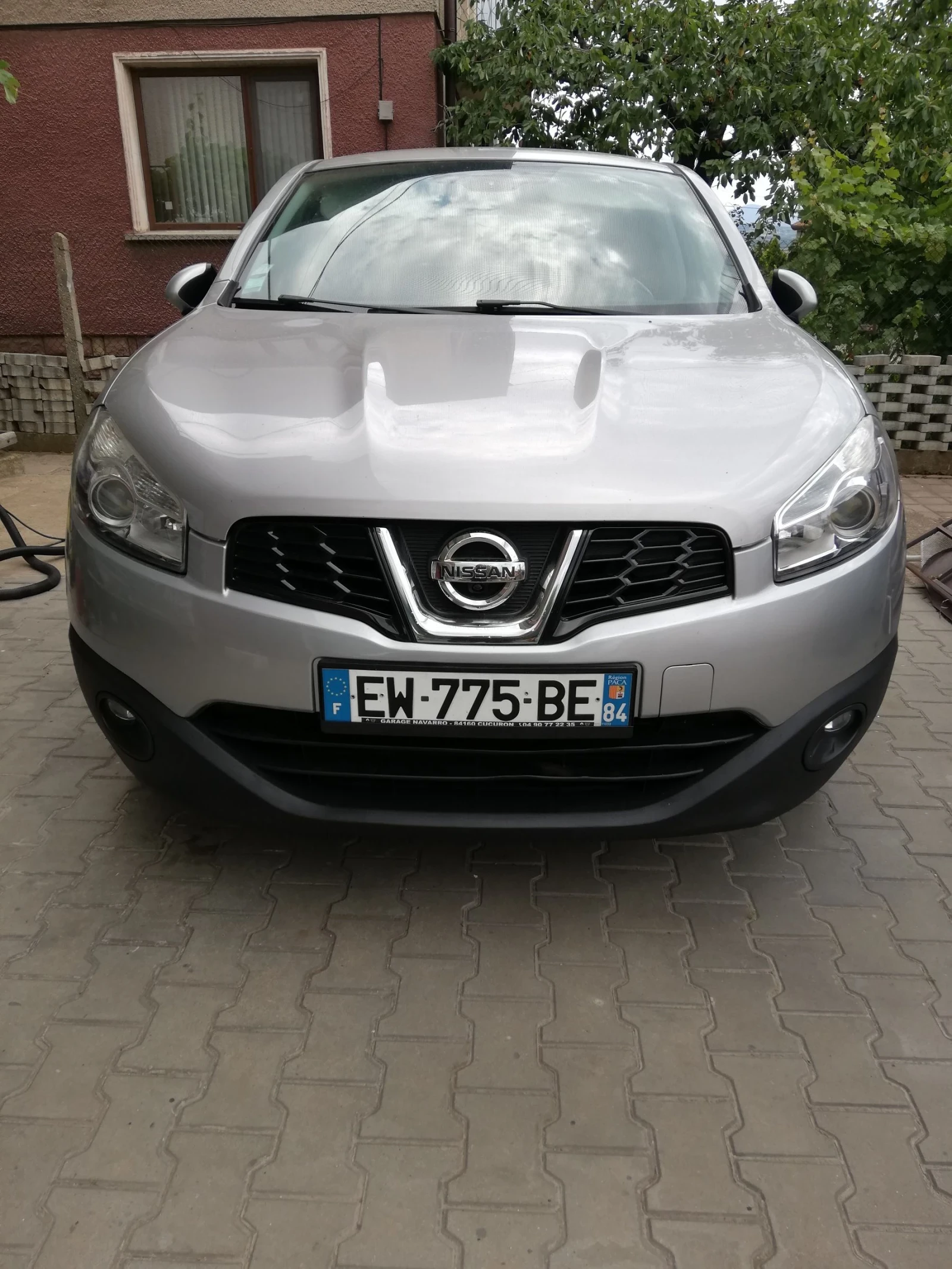 Nissan Qashqai 1.6TD климатроник УНИКАТ ВЪЗМОЖЕН БАРТЕР , снимка 6 - Автомобили и джипове - 45135374