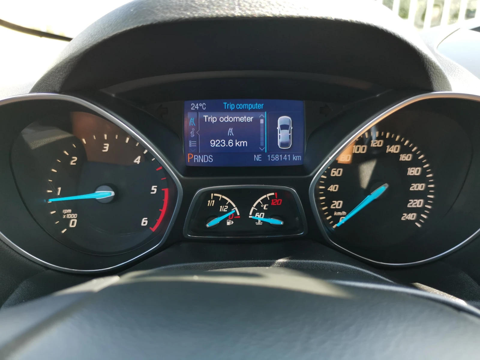 Ford Kuga 2.0d Auto 4x4 | Mobile.bg — изображение 15