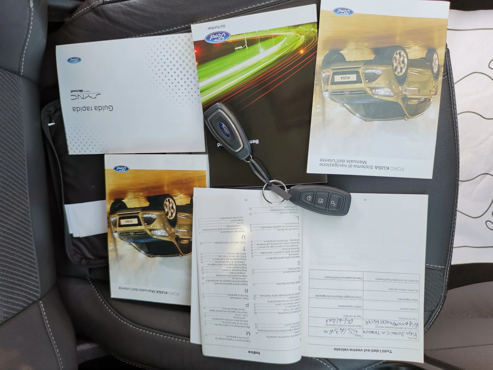 Ford Kuga 2.0d Auto 4x4 | Mobile.bg — изображение 16