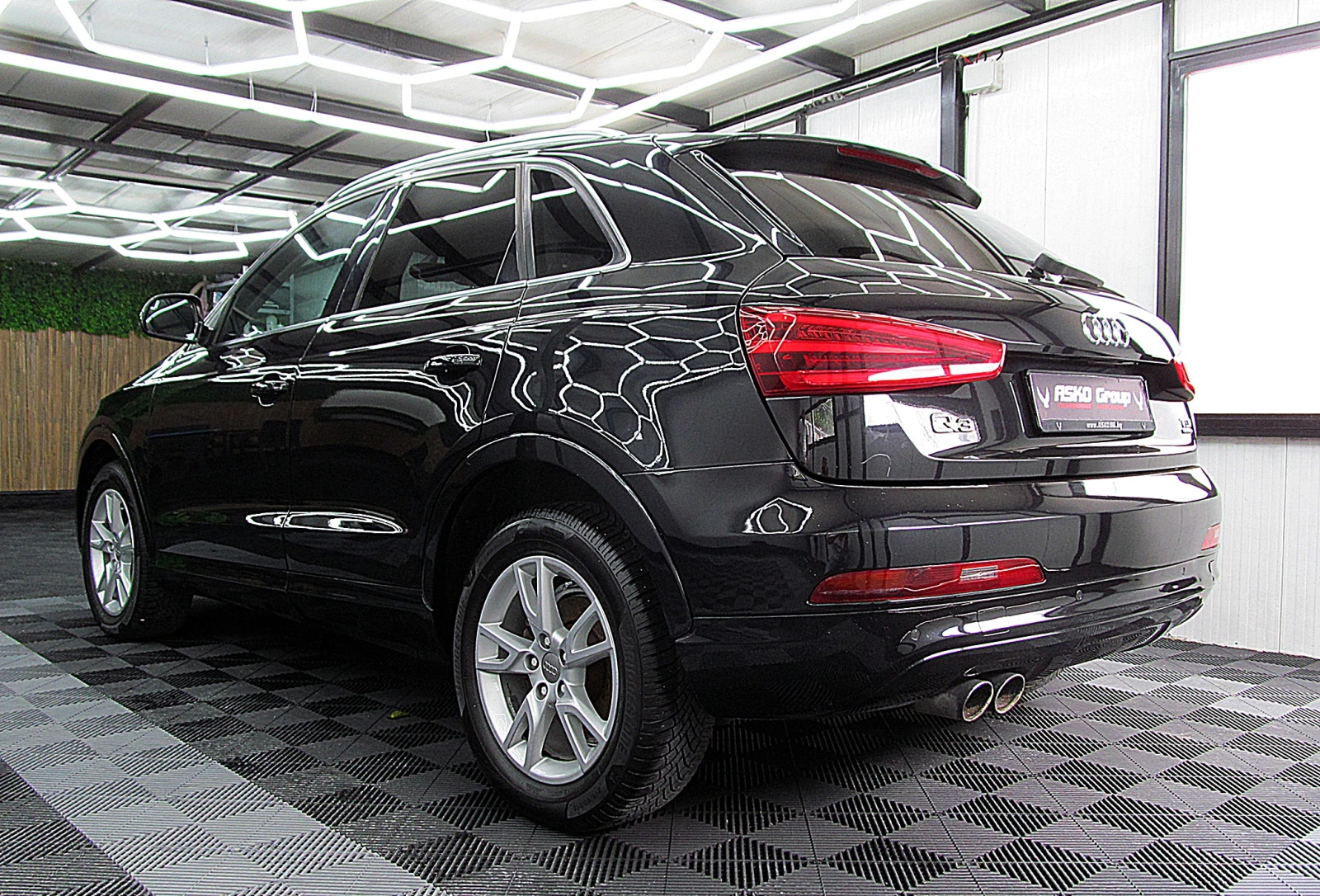 Audi Q3 S-LINE/F1/LED/NAVI/ TOP!!!СОБСТВЕН ЛИЗИНГ - изображение 4