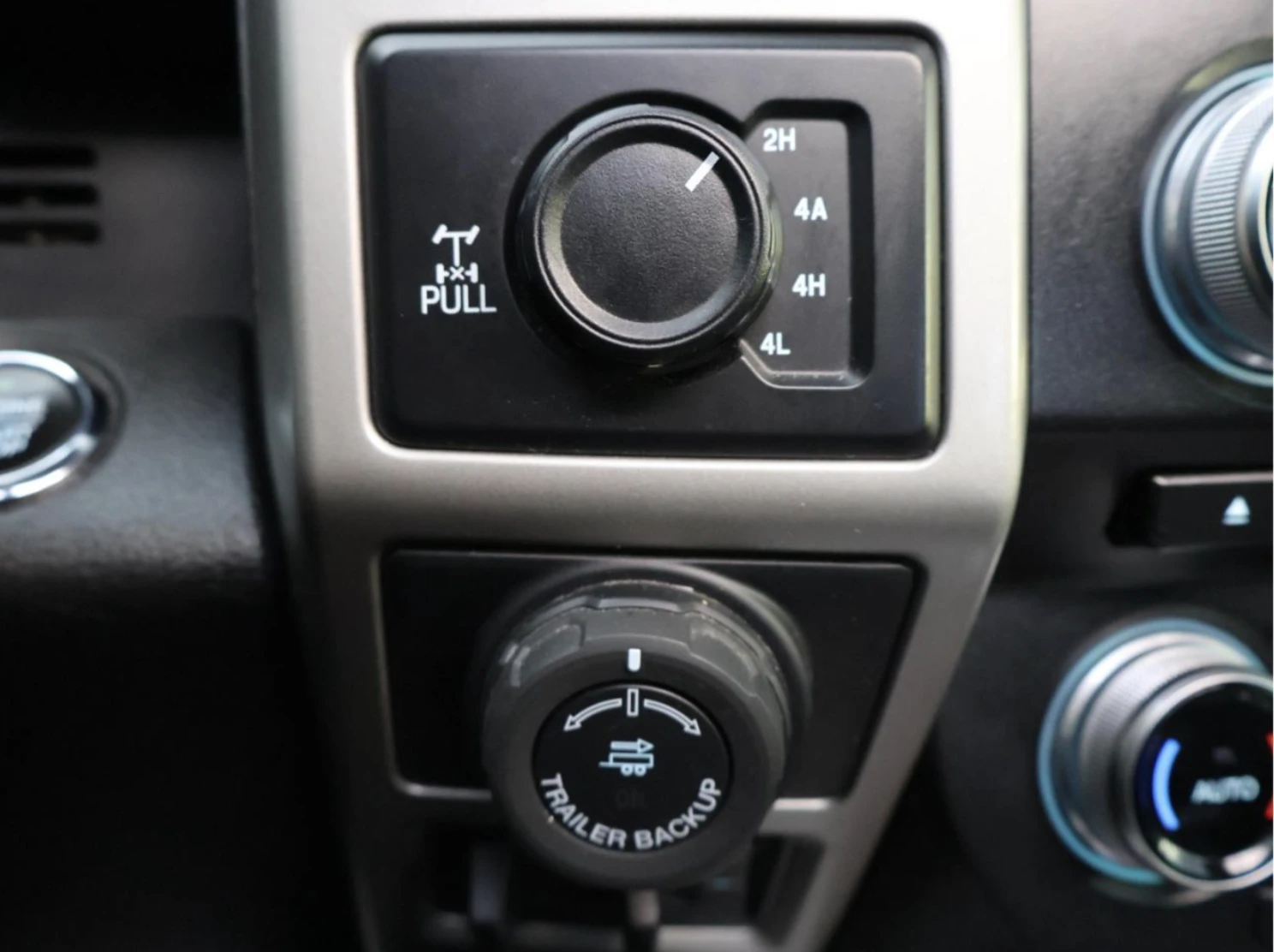 Ford F150 LARIAT* * * * *  | Mobile.bg   13