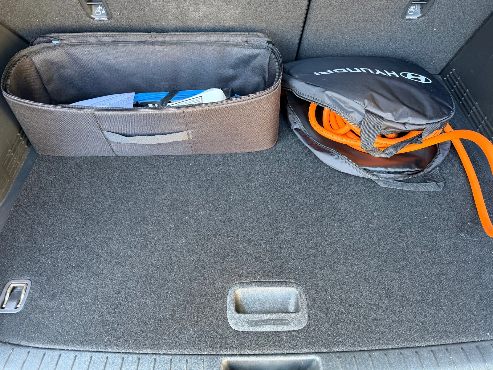 Hyundai Kona 52760km 64kWH сервизна книжка за гаранция - изображение 7