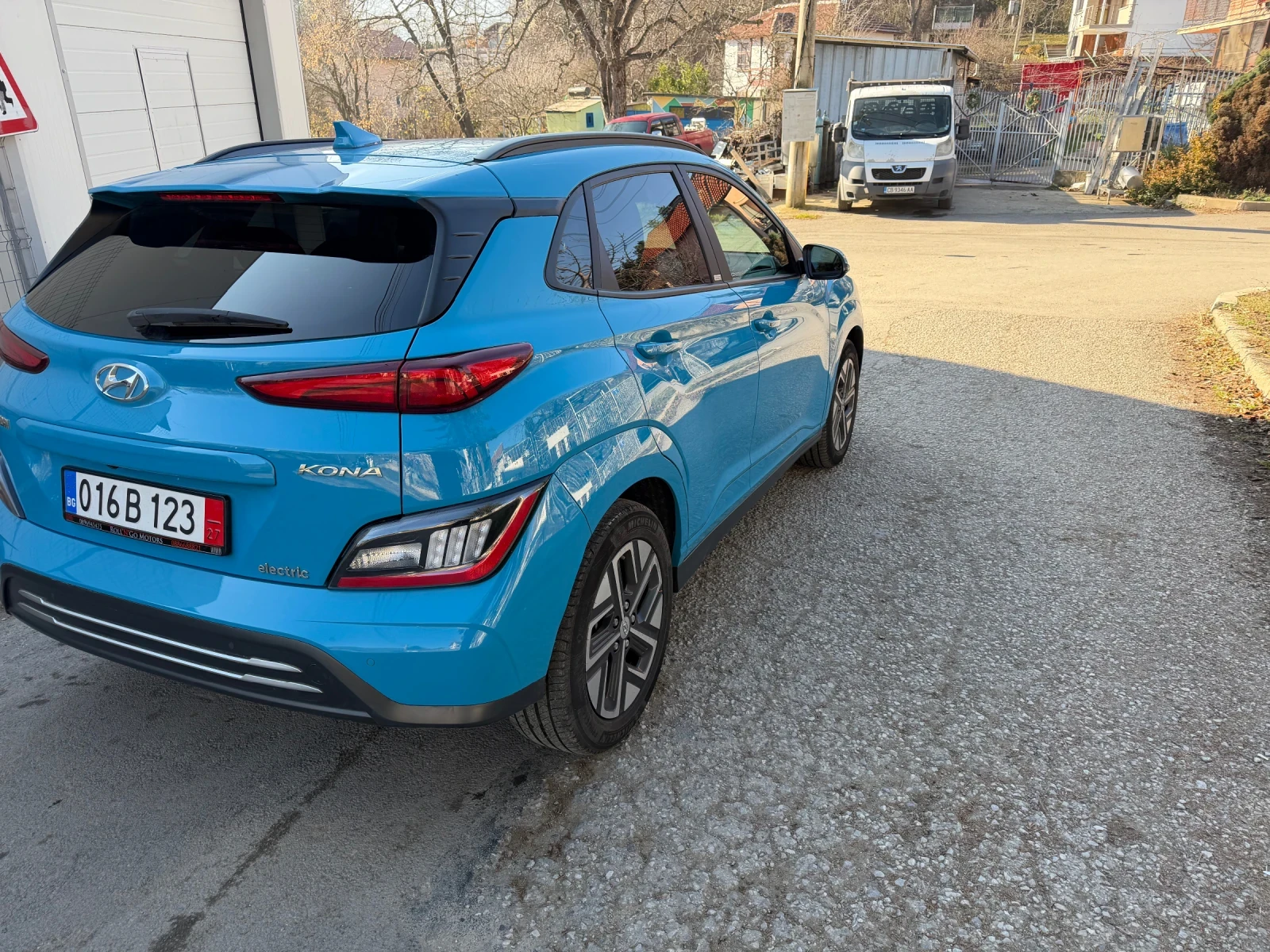 Hyundai Kona 52760km 64kWH сервизна книжка за гаранция - изображение 6