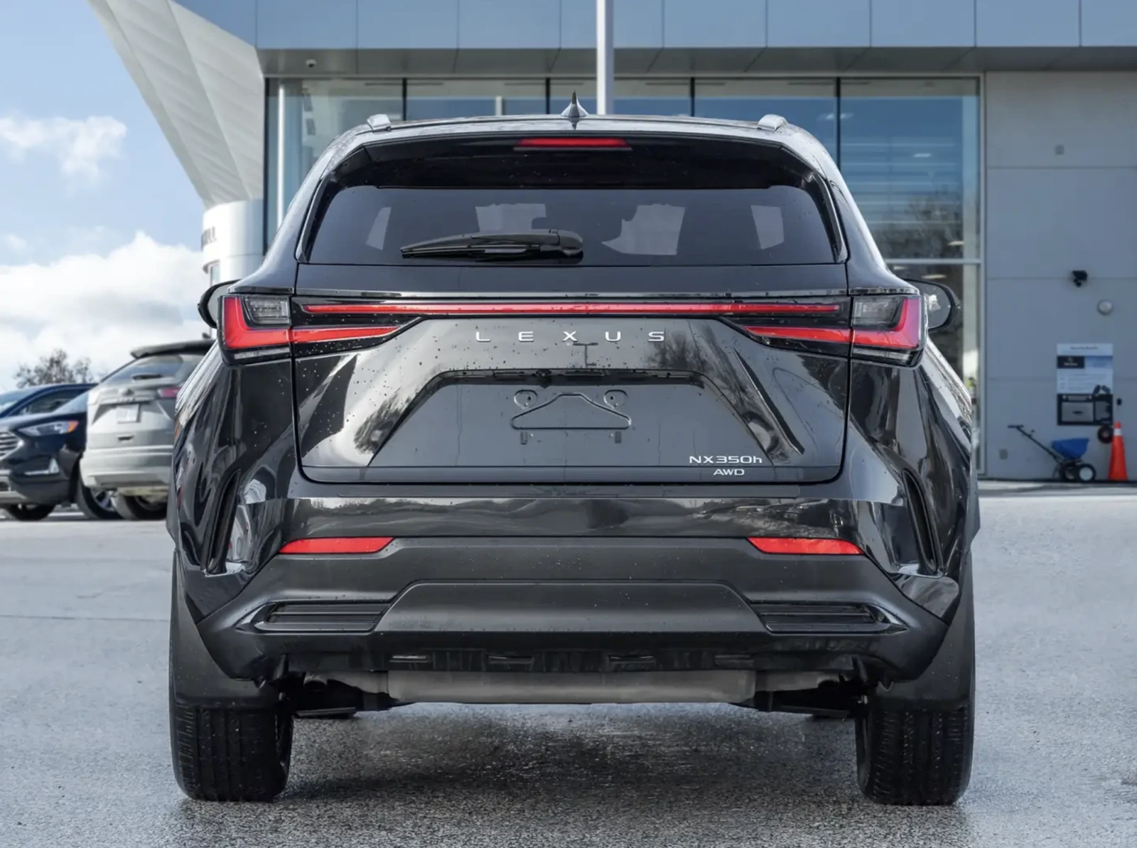 Lexus NX 350h 2022 LEXUS NX 350H - изображение 3