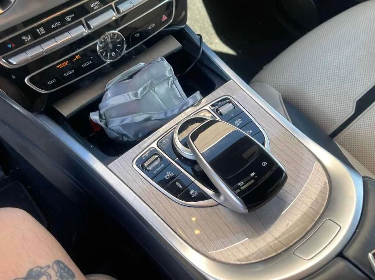 Mercedes-Benz G * AMG 63 * АВТОКРЕДИТ * ГЛАВНО ПРЕДСТАВИТЕЛСТВО, снимка 9 - Автомобили и джипове - 54716469