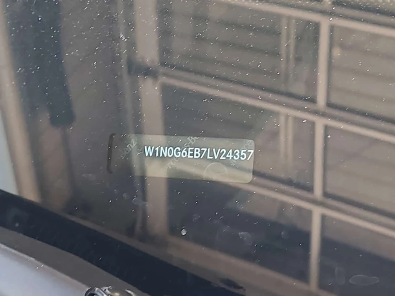Mercedes-Benz GLC 43 AMG * CARFAX * BURMESTER * 2 КЛЮЧА * + ГУМИ, снимка 16 - Автомобили и джипове - 55514712
