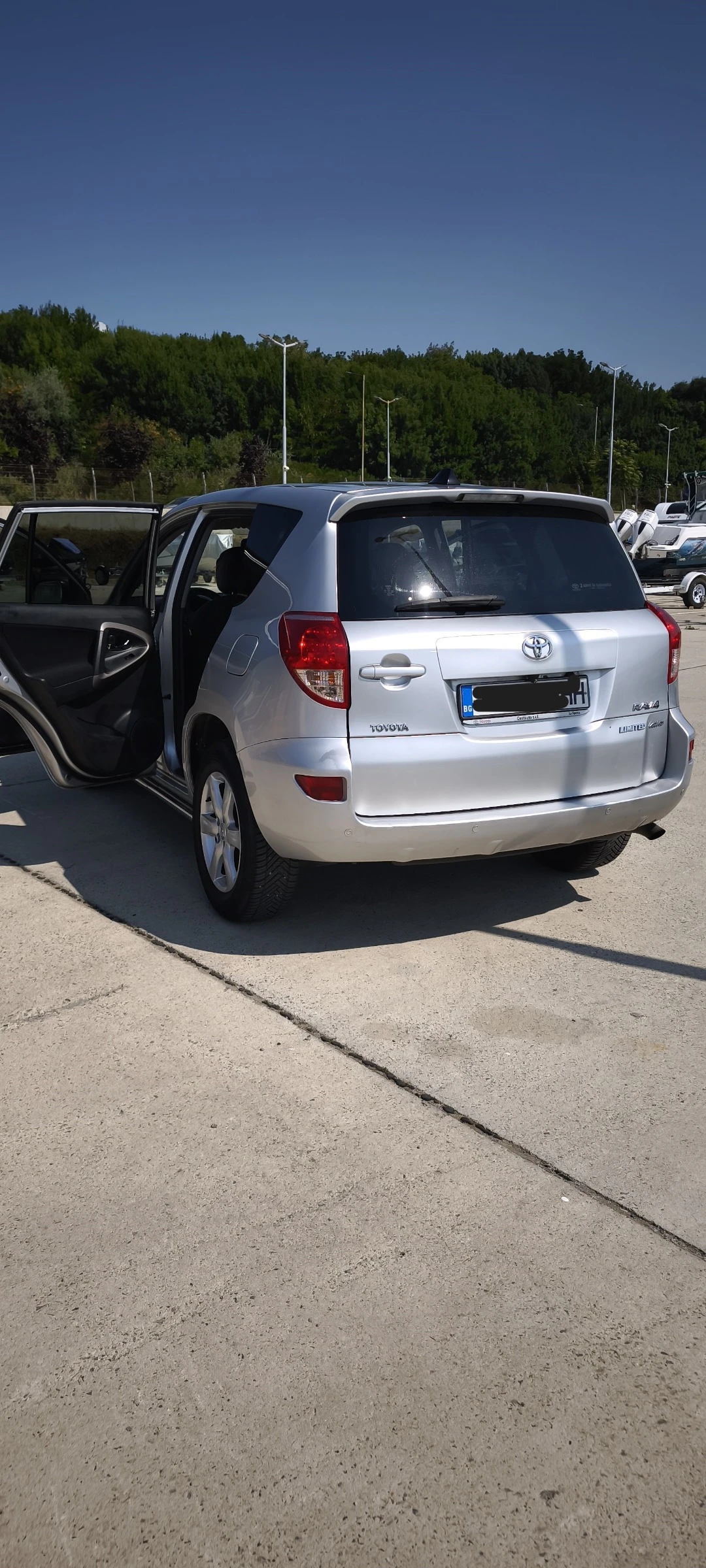 Toyota Rav4 2.2, снимка 4 - Автомобили и джипове - 55805000