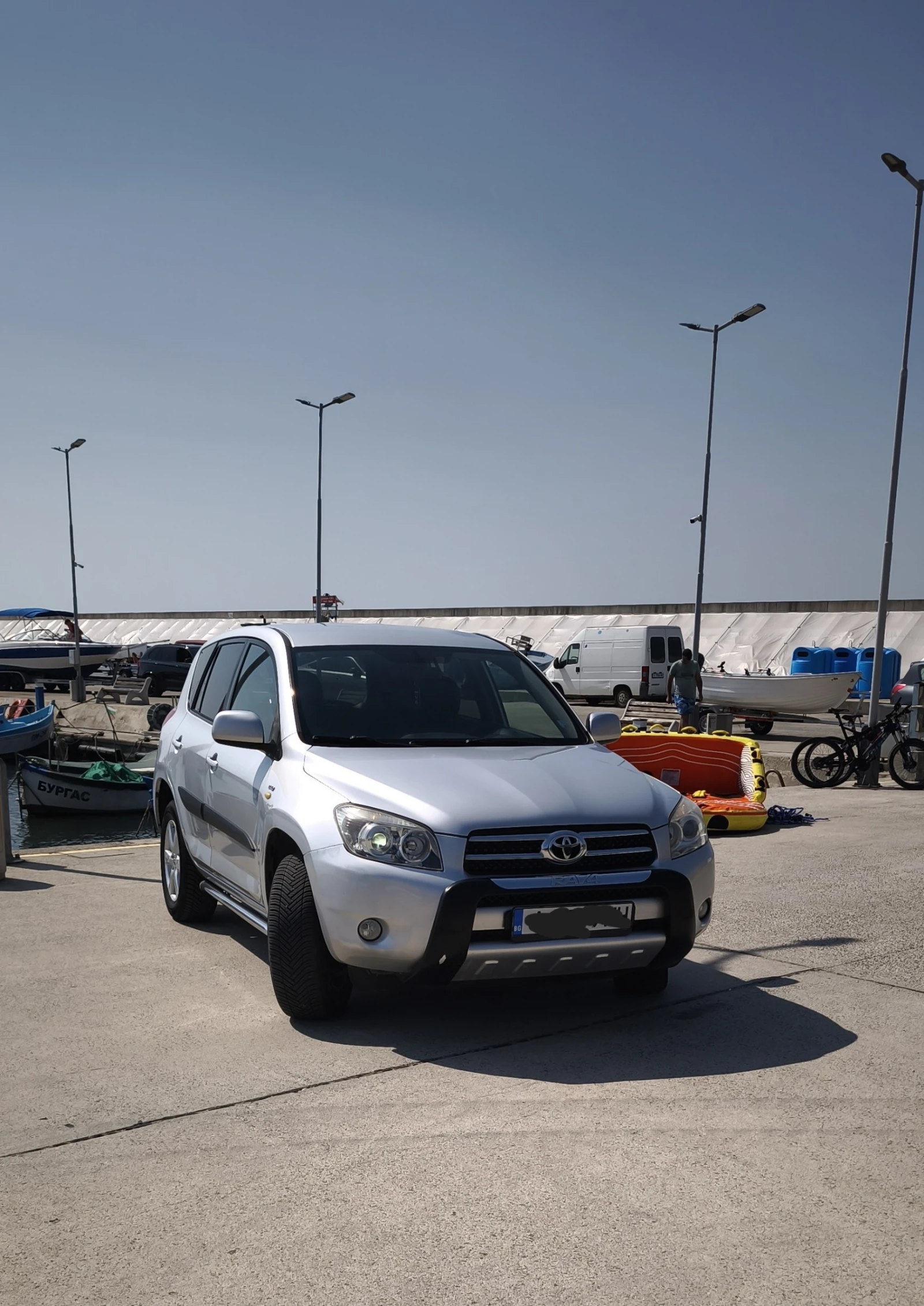 Toyota Rav4 2.2, снимка 13 - Автомобили и джипове - 55805000