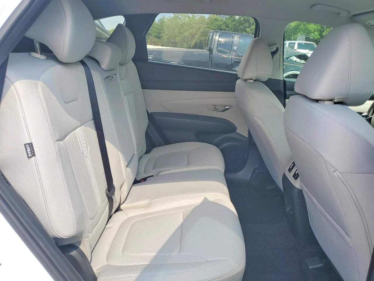 Hyundai Tucson 2.5l Sel, снимка 11 - Автомобили и джипове - 55995930