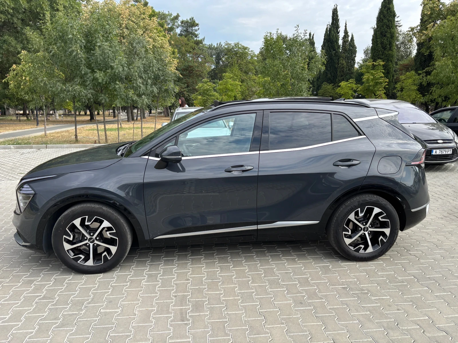 Kia Sportage, снимка 2 - Автомобили и джипове - 56140920