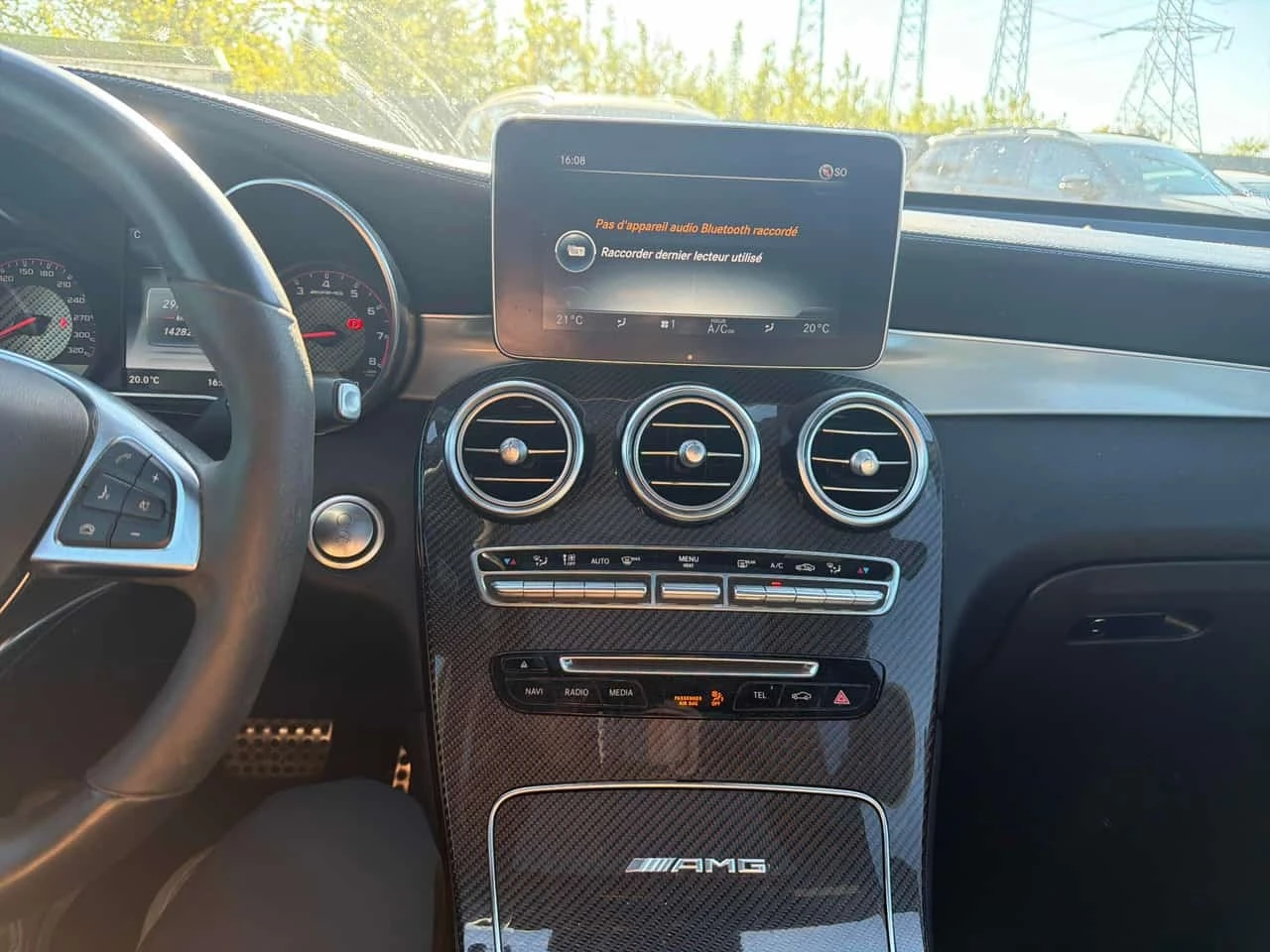 Mercedes-Benz GLC 63 AMG  S * CARFAX * ОПЦИЯ ЗА ФИНАНСИРАНЕ, снимка 9 - Автомобили и джипове - 56207960