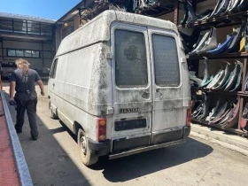 Renault Trafic 2.5D Ивеко мотор, снимка 4