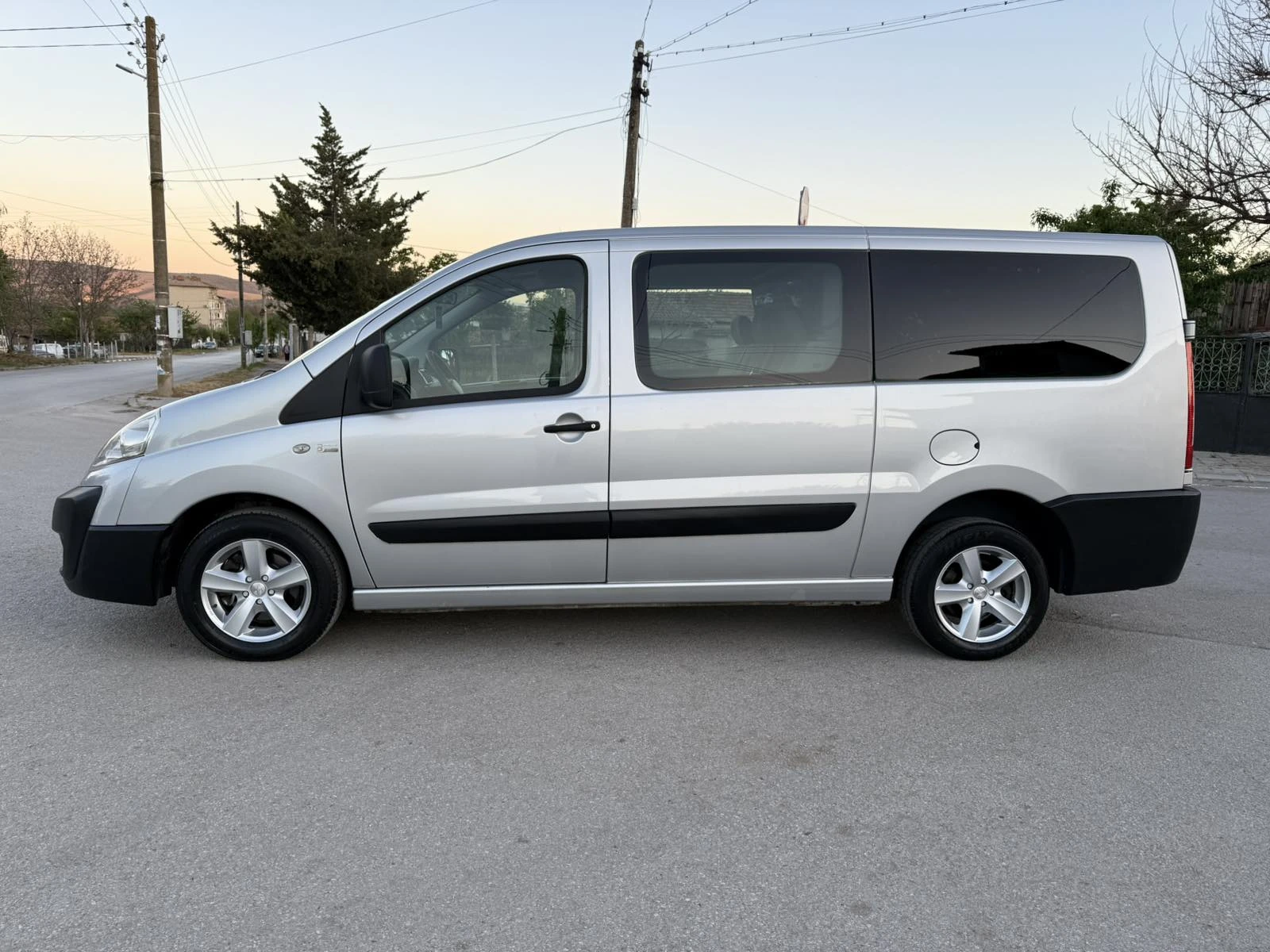 Fiat Scudo 2.0MultiJet 5места - изображение 4