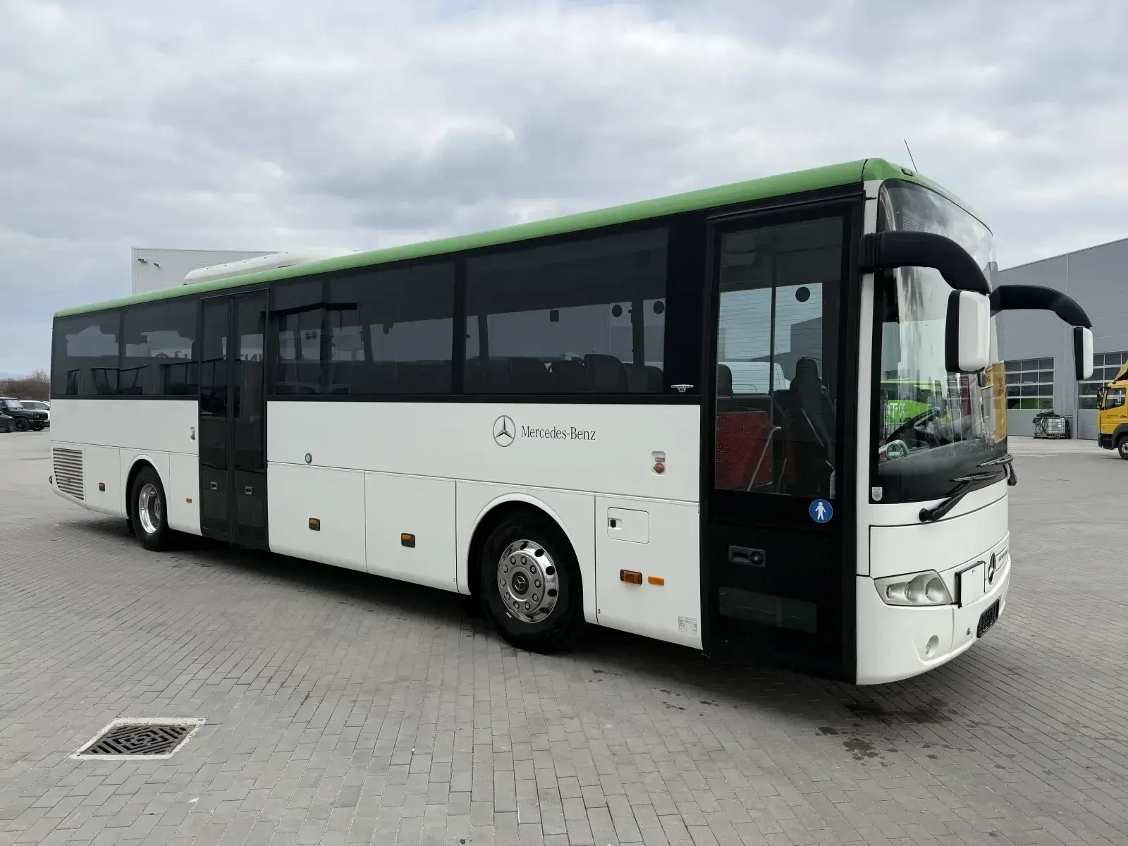 Mercedes-Benz Intouro, снимка 3 - Бусове и автобуси - 54075694