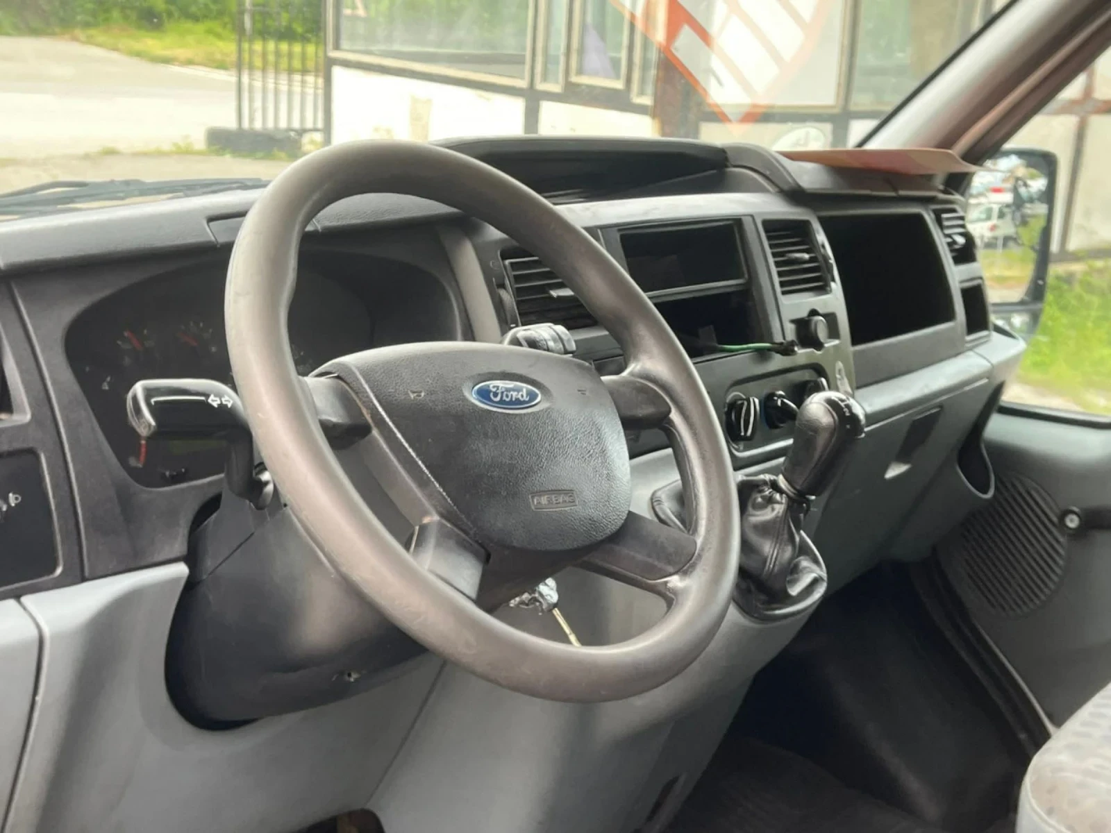 Ford Transit 2.2 дизел 2008г., снимка 8 - Бусове и автобуси - 54635137