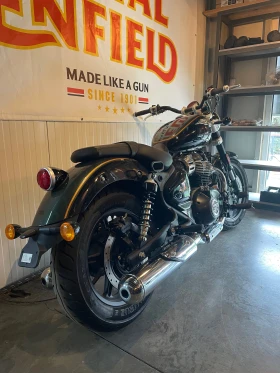 Royal Enfield Super Meteor Interstellar Green, снимка 3