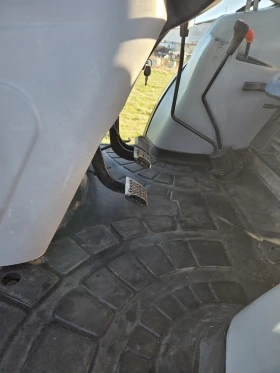 Трактор New Holland TD 5.105, снимка 8