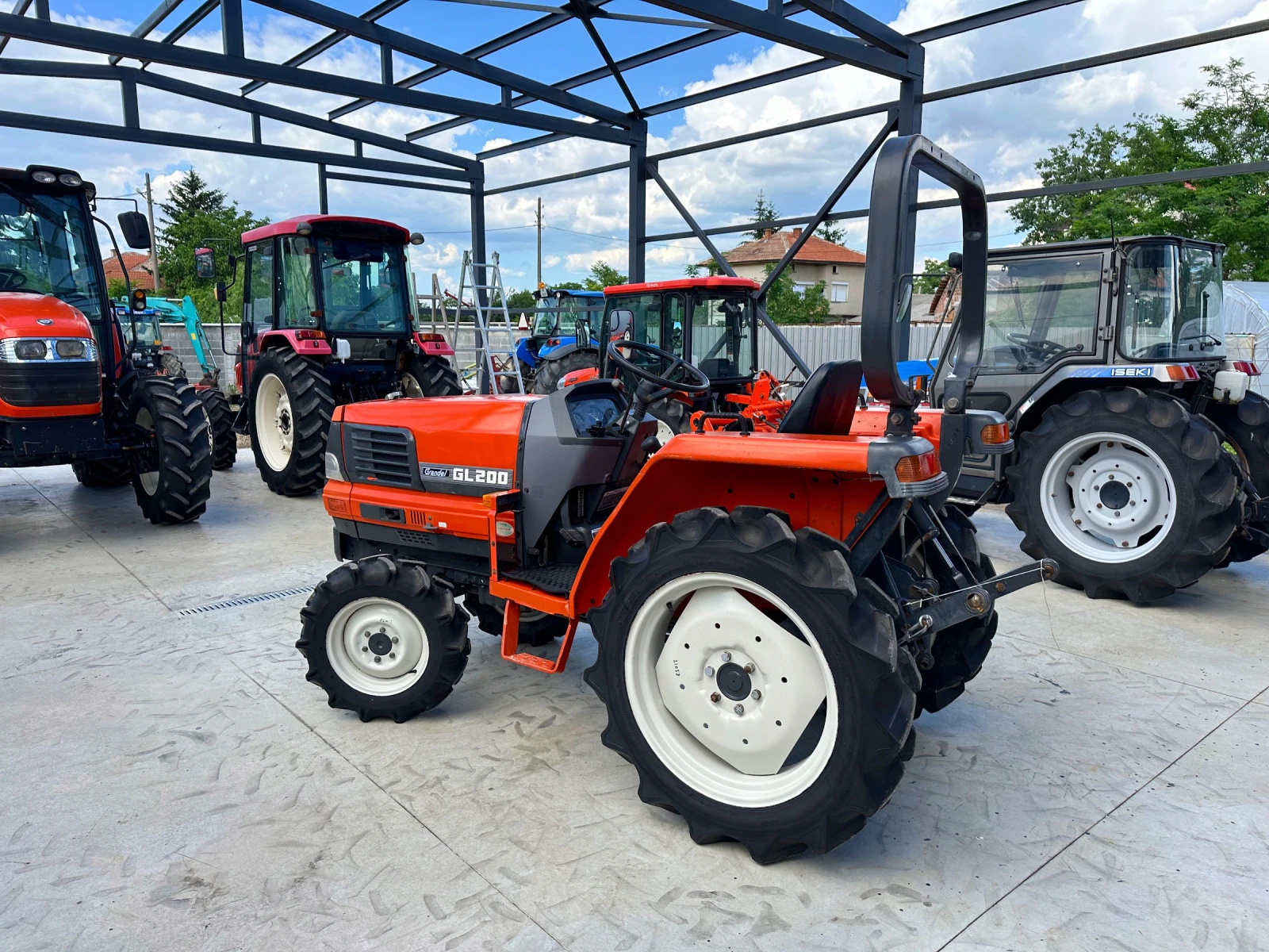 Трактор Kubota GL200 2броя - изображение 2