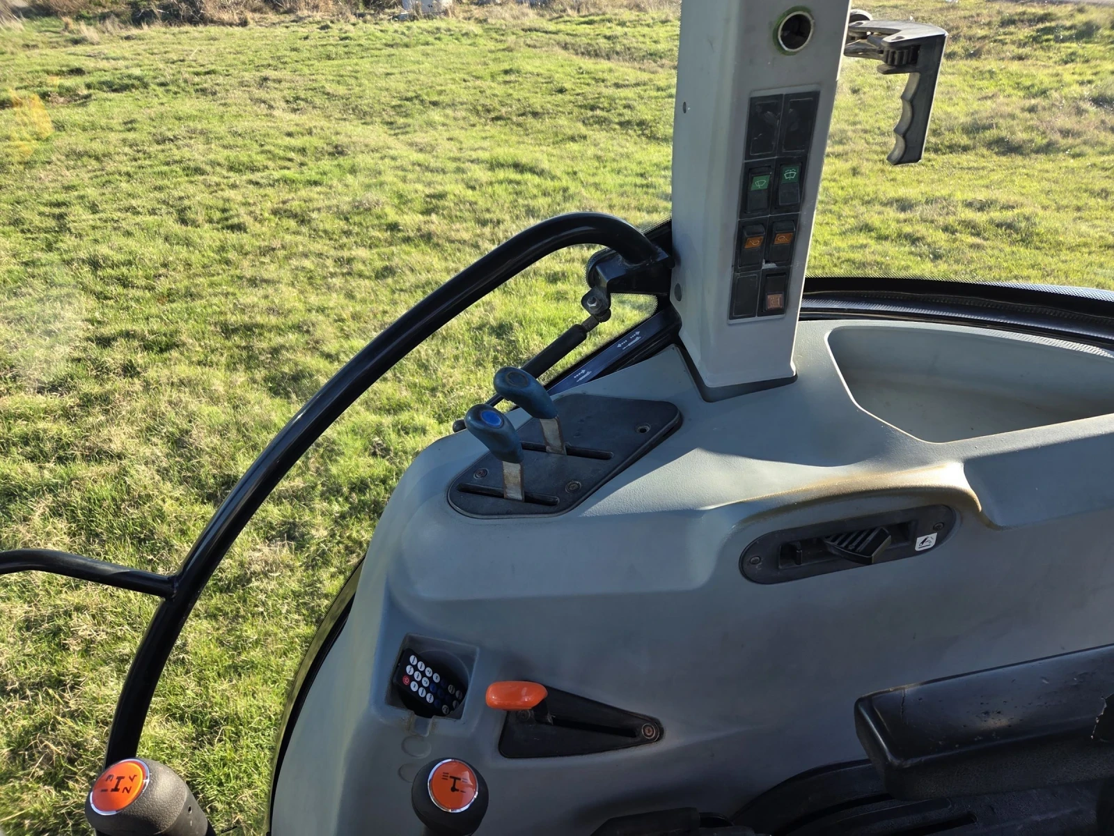 Трактор New Holland TD 5.105 - изображение 7