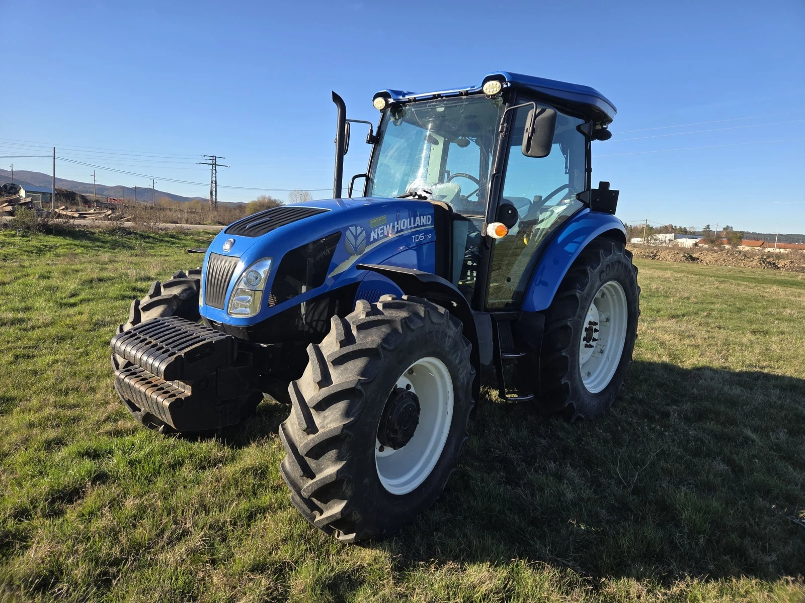 Трактор New Holland TD 5.105 - изображение 2