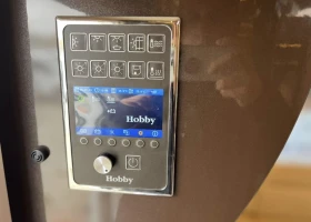 Каравана Hobby PREMIUM 650 UFF, 2019, снимка 6
