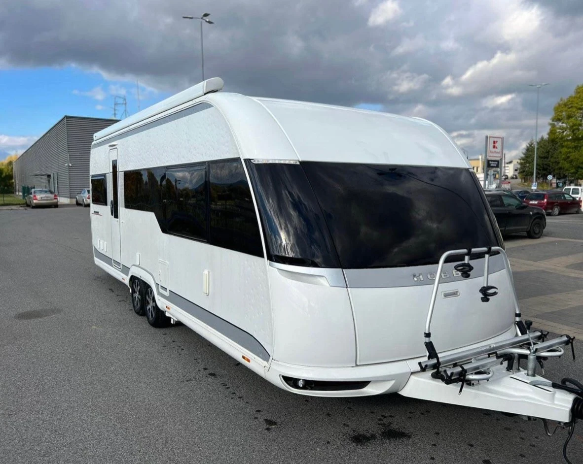 Каравана Hobby PREMIUM 650 UFF, 2019, снимка 2 - Каравани и кемпери - 54965316