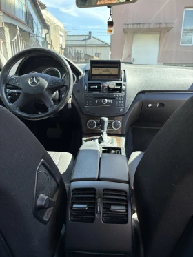 Mercedes-Benz C 220, снимка 4