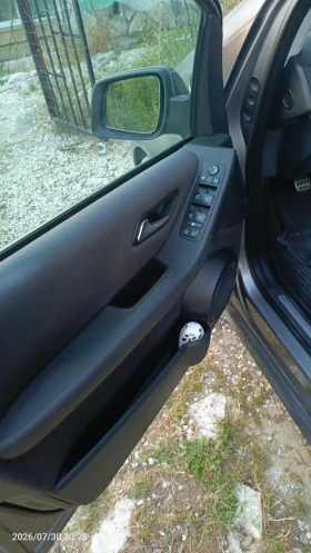 Mercedes-Benz A 180, снимка 8