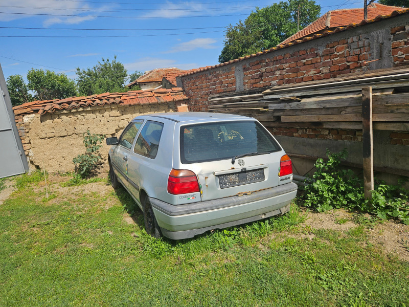 VW Golf 1.4, снимка 1 - Автомобили и джипове - 46085634