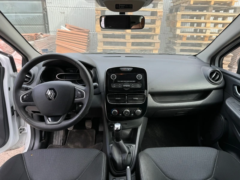 Renault Clio, снимка 5 - Автомобили и джипове - 47307674