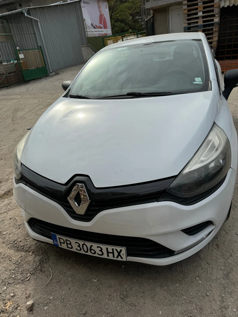 Renault Clio, снимка 8 - Автомобили и джипове - 47307674