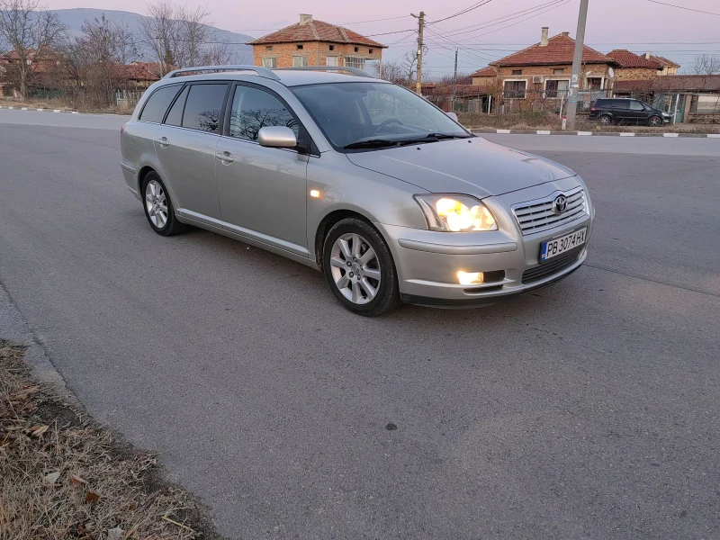 Toyota Avensis 2.0/D4d, снимка 2 - Автомобили и джипове - 48116765