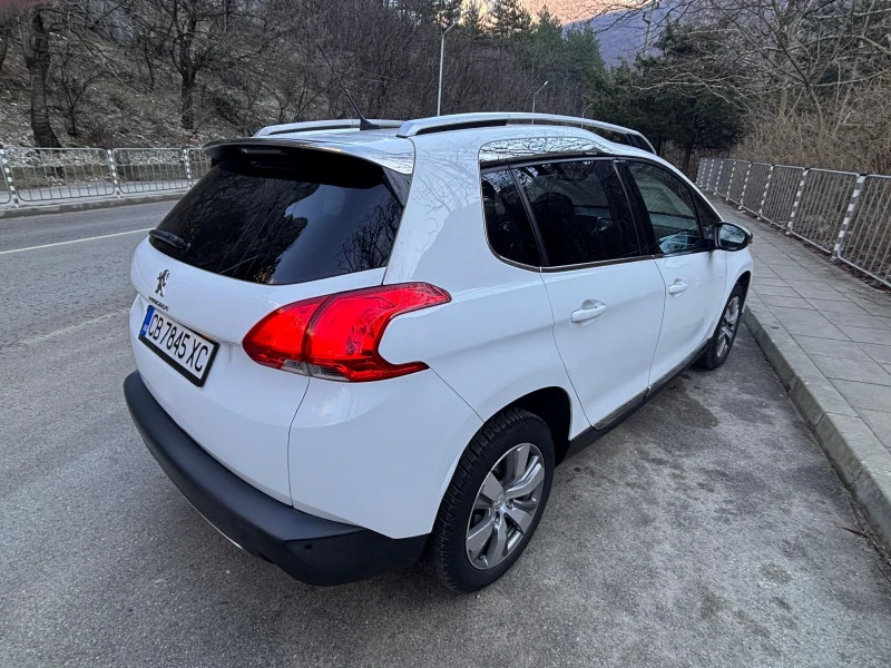 Peugeot 2008 1.2 Allure ECO Автоматик Уникат Швейцария, снимка 4 - Автомобили и джипове - 48684931