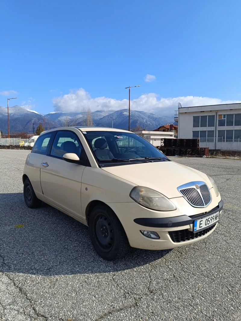 Lancia Ypsilon 1.3 , снимка 2 - Автомобили и джипове - 49330153