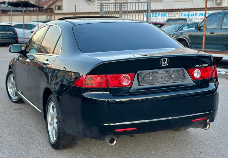 Honda Accord 2.4 Executive Кожа Нави 190хил к.м Като Нова, снимка 5 - Автомобили и джипове - 48562234